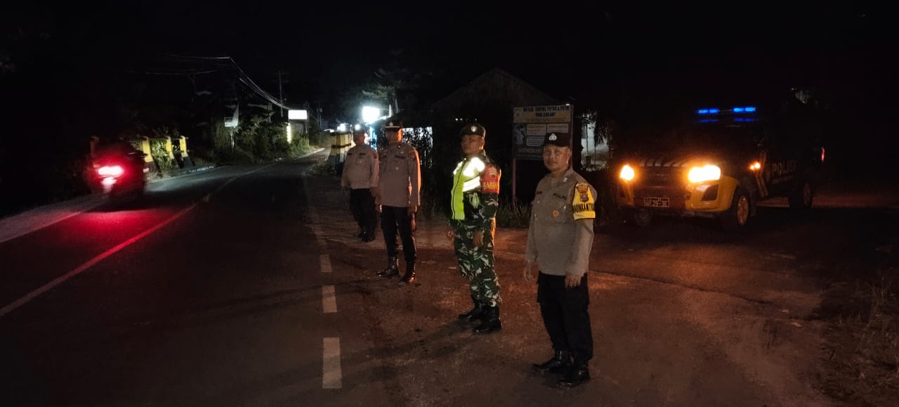 POLSEK KOTA KISARAN DAN KORAMIL 06 GELAR PATROLI GABUNGAN SKALA BESAR WUJUDKAN KAMTIBMAS KONDUSIF