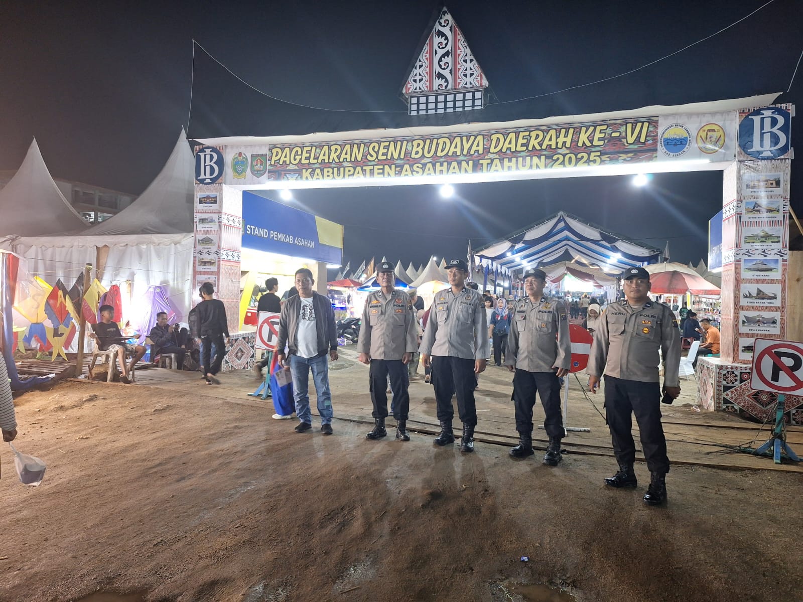 Polres Asahan Amankan Pagelaran Seni Budaya Daerah (PSBD) Asahan Ke-VI Tahun 2025 – Penampilan Etnis Sunda